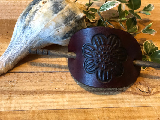 Leather Oval Hair Slide - Flower