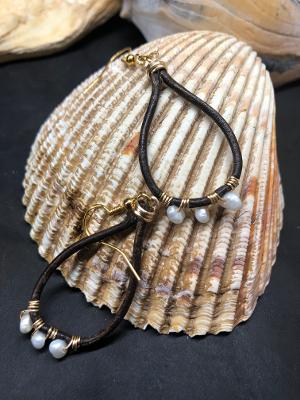 Leather Loop Earrings with Natural Pearl Rondelles